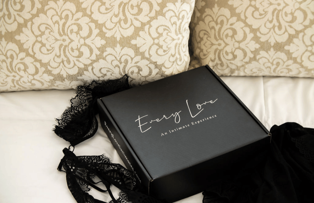 The Intimate Experience Date Night Box