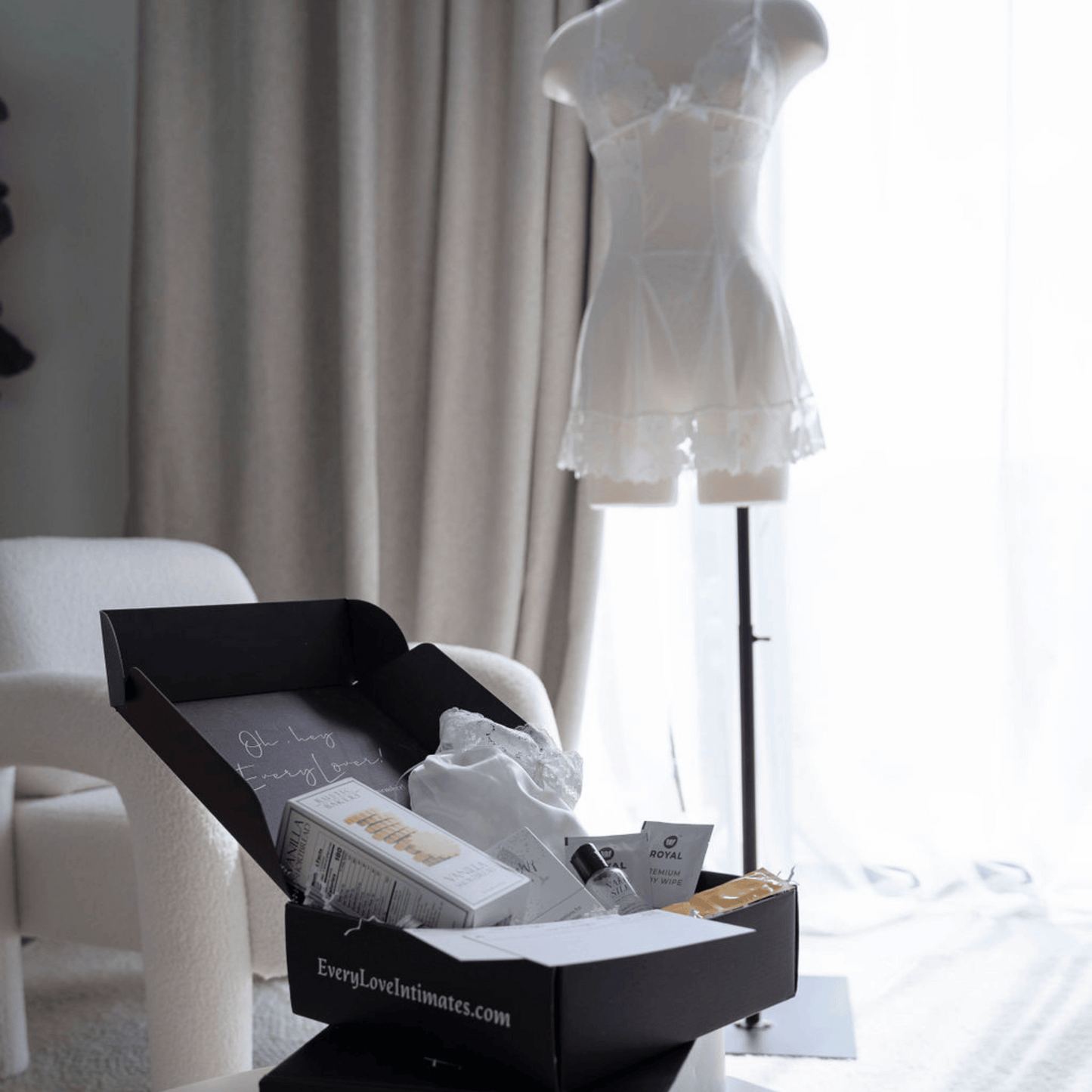 The Intimate Experience Bridal Box