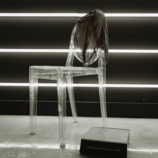 Electric Love - An Intimate Experience By EveryLove