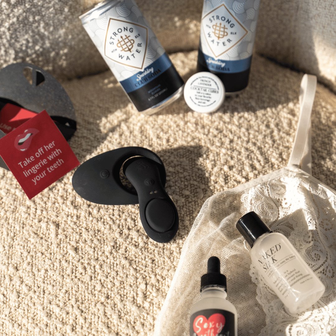 "It's A Match!" Date Night Box With The Dating Divas - EveryLoveIntimates